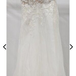 Ivory Lace Bridal Gown